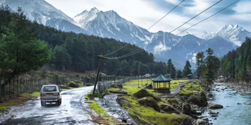 kashmir tour from delhi