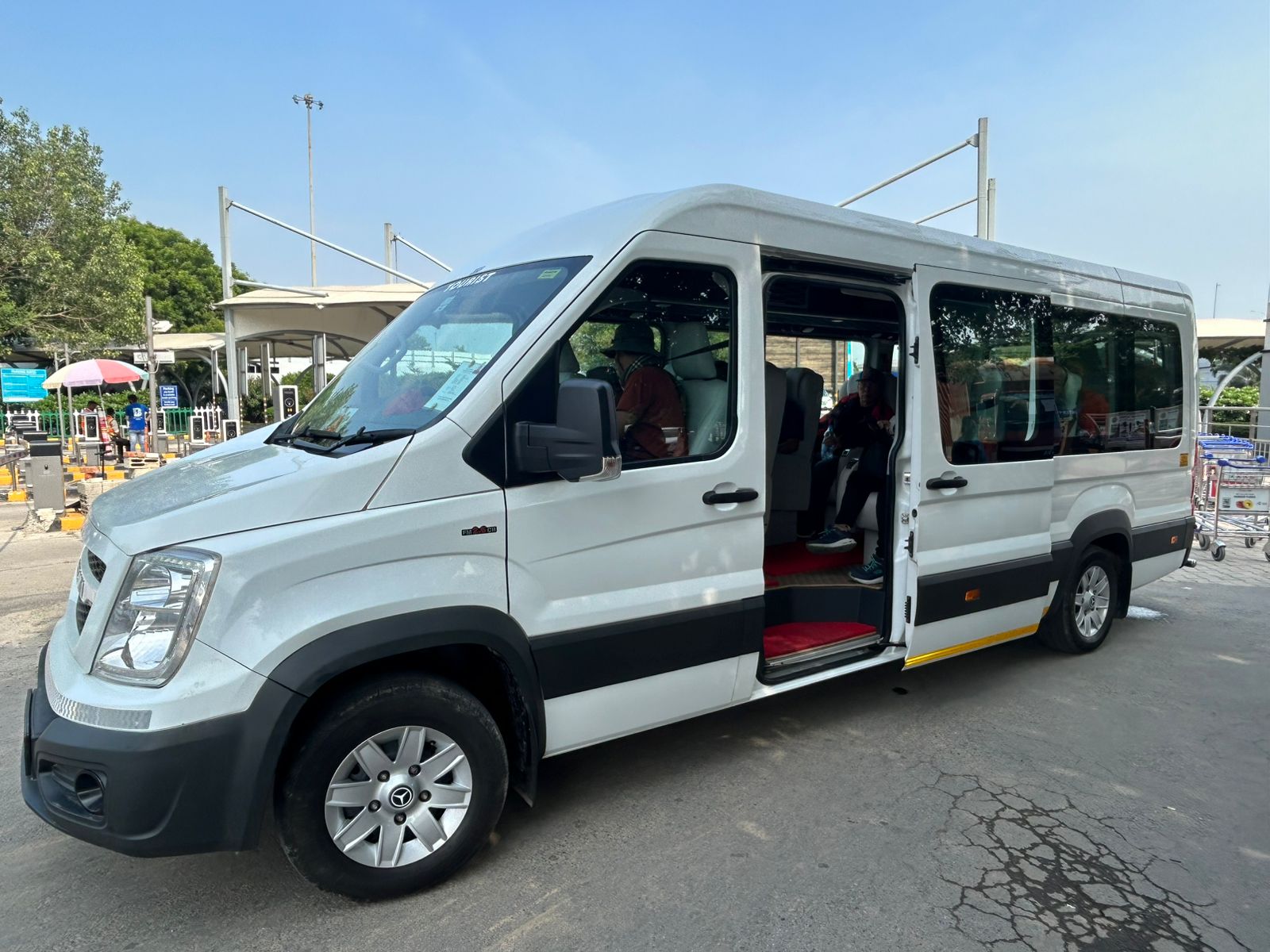 Urbania open India bon voayge