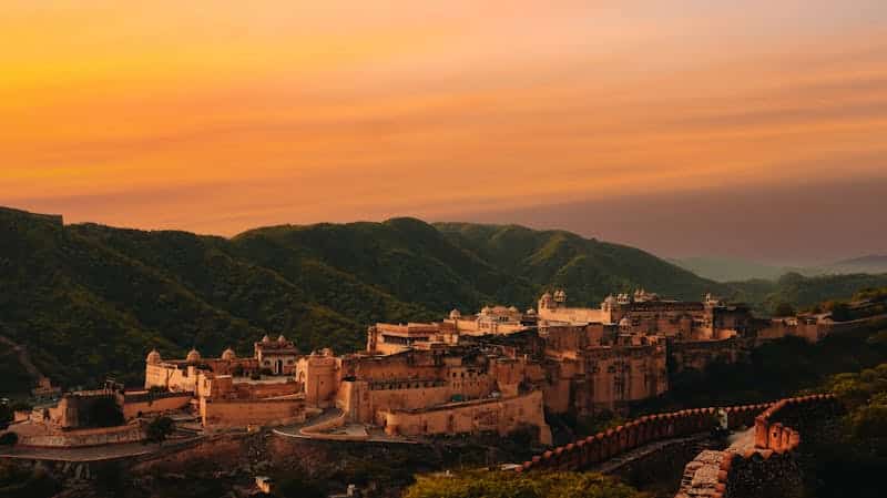 4 Days Rajasthan Tour Packages - Amber Fort and Palace Jaipur Rajasthan