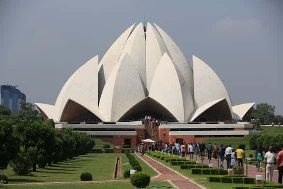 Golden triangle tour 3 nights 4 days - Lotus Temple Delhi