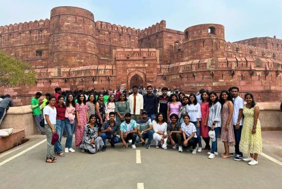 Same Day Taj Mahal Tour by Car from Delhi​ - Agra Quila Agra