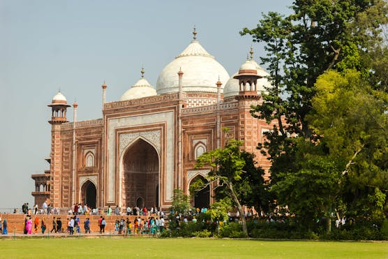 Sunrise Taj Mahal Tour by Car from Delhi - Jawab Majid Taj Mahal Agra