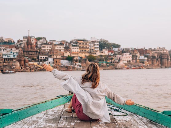 2 Nights 3 Days Varanasi Tour Package - Guest Boat Ride View Varanasi Ghat Banarasi