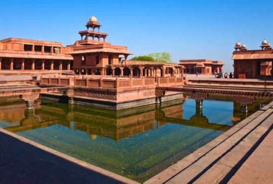 Overnight Taj Mahal Tour with Fatehpur Sikri from Delhi - Fatehpur Sikri Agra