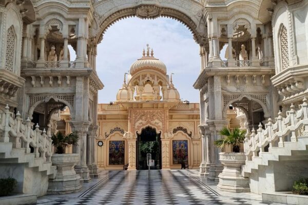Same Day Mathura and Vrindavan Tour from Agra