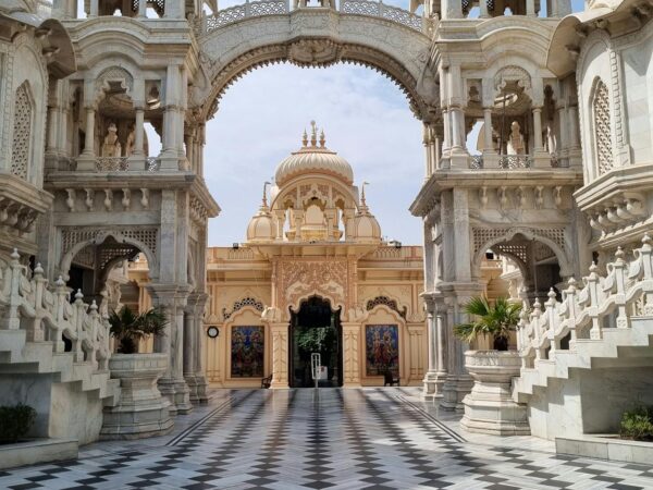Same Day Mathura and Vrindavan Tour from Agra