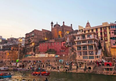 2 Day Varanasi Spiritual Tour – Ganges Ghats & Temple Walk