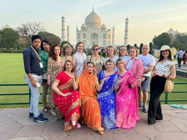 1 Day Taj Mahal Private Day Trip from Delhi