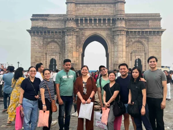 Mumbai Sightseeing Tour 2 Days – Dharavi & Elephanta Caves