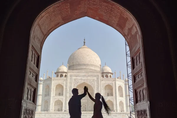 Overnight Taj Mahal Tour by Car