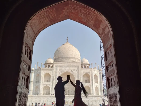 Overnight Taj Mahal Tour by Car